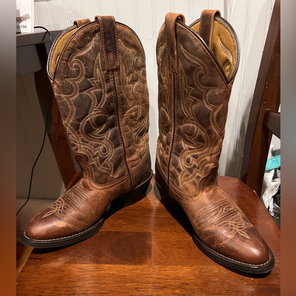 Laredo Brown Embroidered Western Boots size 6